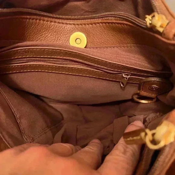 Stone Mountain buttery leather organizer handbag. - Picture 5 of 15